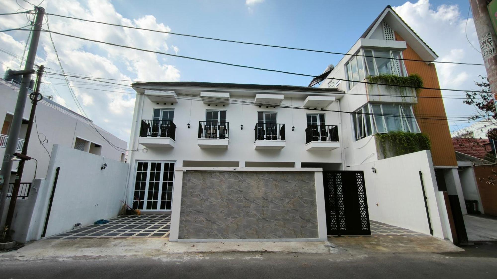 House Of Bedjo Powered By Cocotel Yogyakarta Eksteriør billede