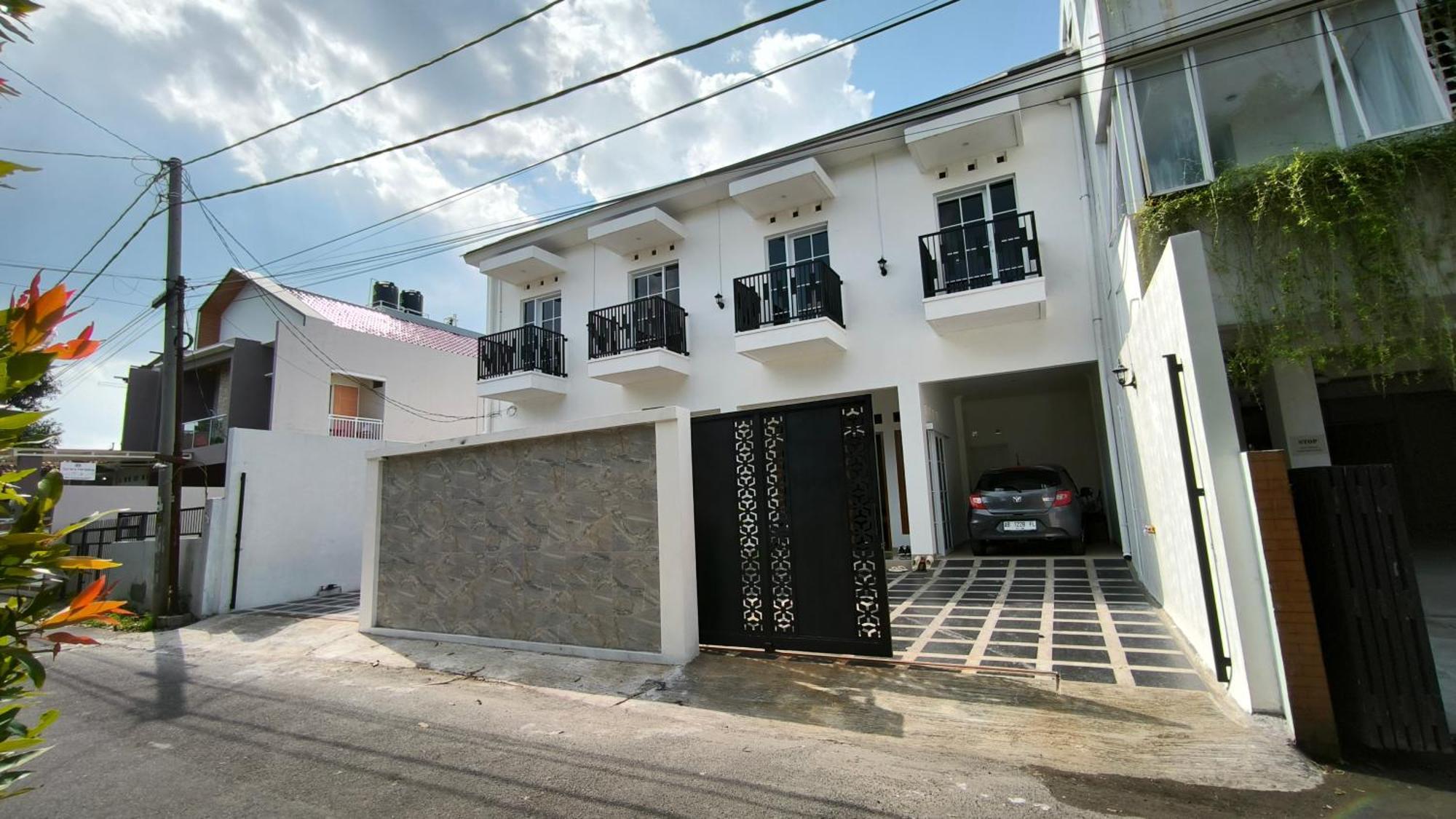 House Of Bedjo Powered By Cocotel Yogyakarta Eksteriør billede